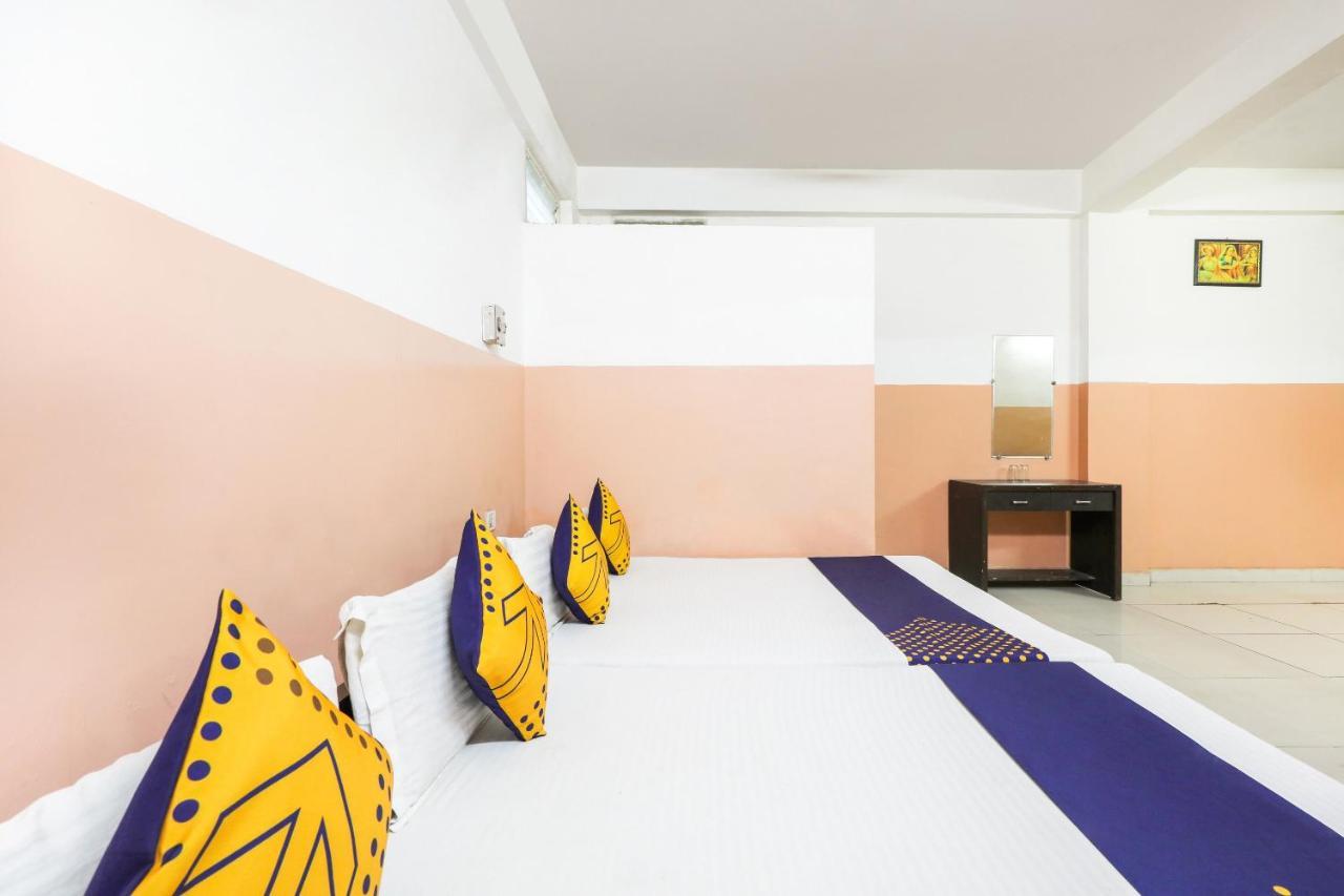Spot On 68590 Hotel Jagdamba Palace Бопал Екстериор снимка