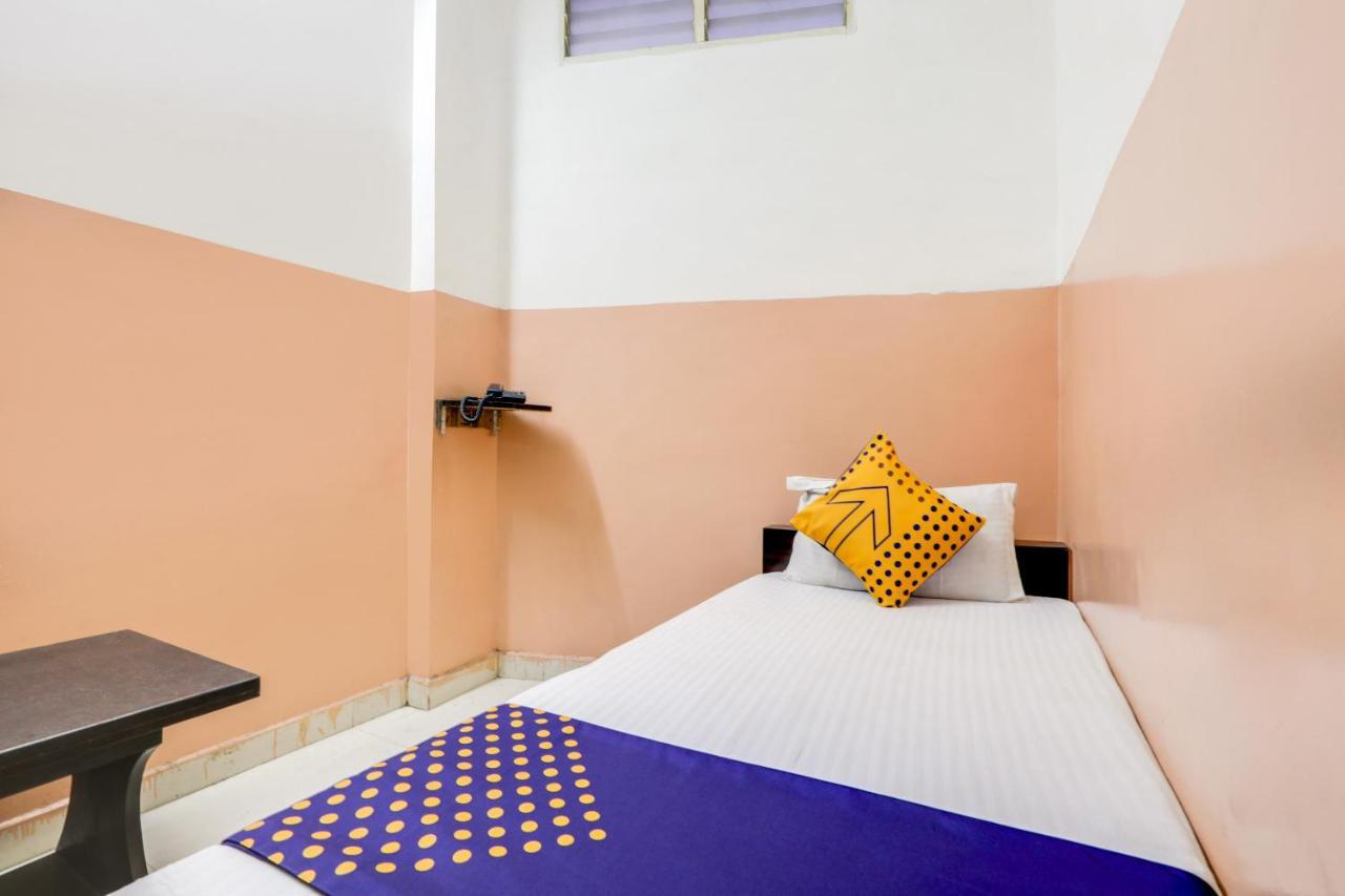 Spot On 68590 Hotel Jagdamba Palace Бопал Екстериор снимка